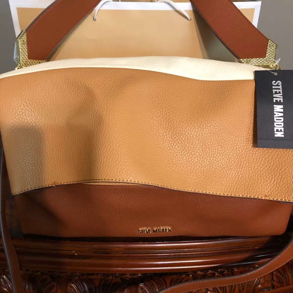 Steve Madden Handbags - Purse